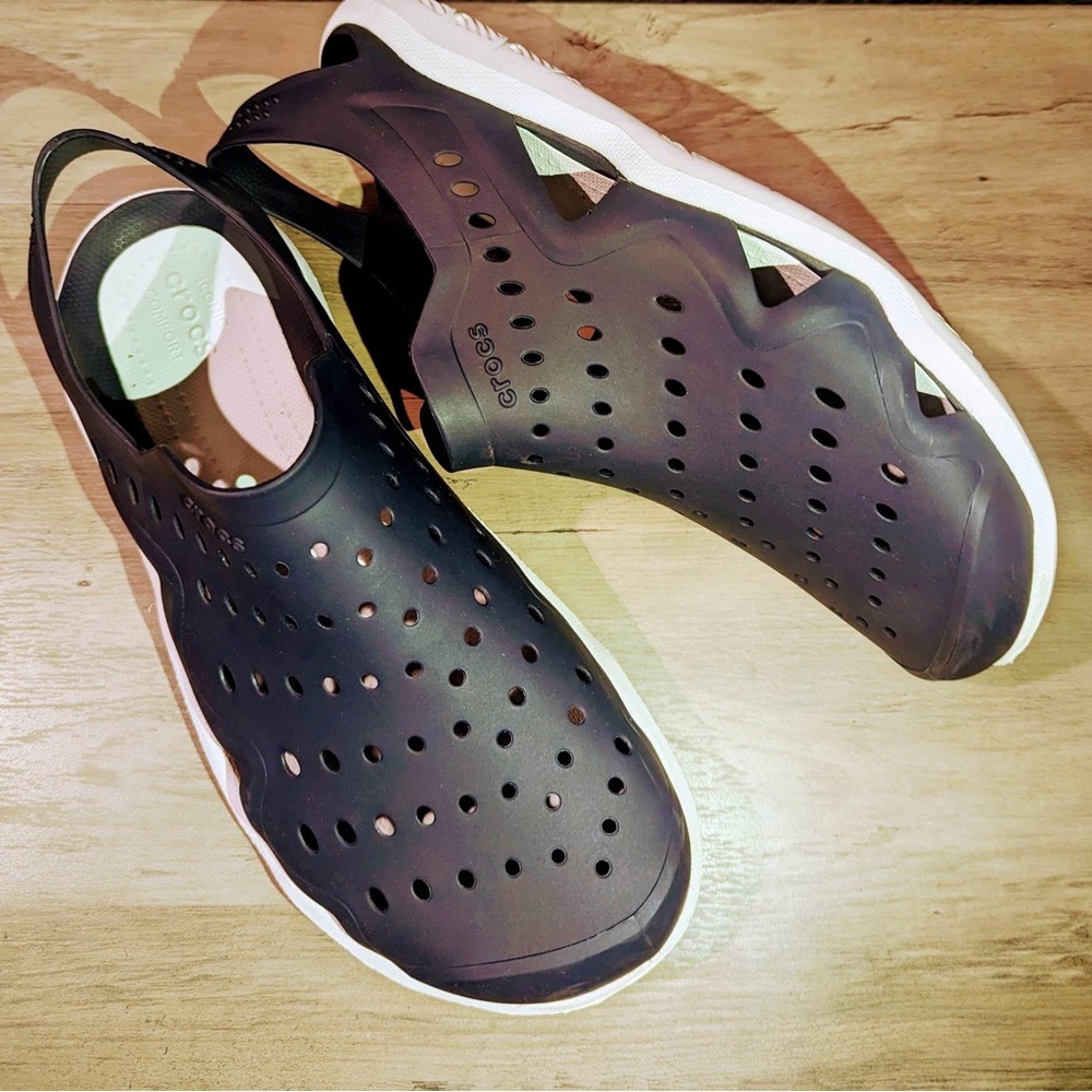 Iconic Crocs comfort